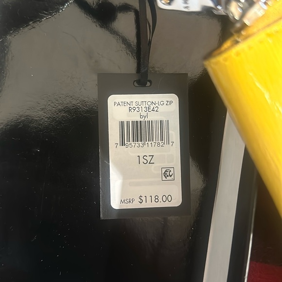 DKNY PATENT SUTTON LARGR ZIP BILLFOLD YELLOW - Picture 7 of 7